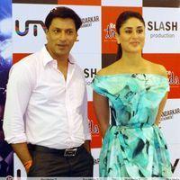 Madhur Bhandarkar and Kareena Kapoor At The Main Heroine Hoon Song Launch - Stills | Picture 270075