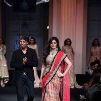 Zareen Khan - India Bridal Fashion Week Day 5 - Stills | Picture 278165