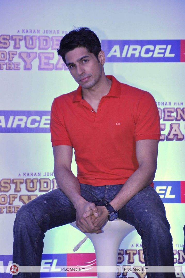 Sidharth Malhotra - Student Of The Year Promotional Event With Aircel - Stills | Picture 284273