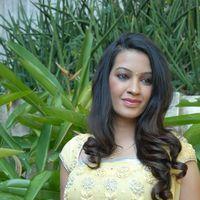 Deeksha Panth At Thondi Movie Opening Pictures | Picture 396872