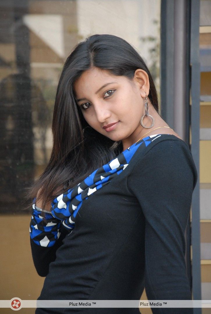 Actress Vinisha Latest Photos | Picture 397427