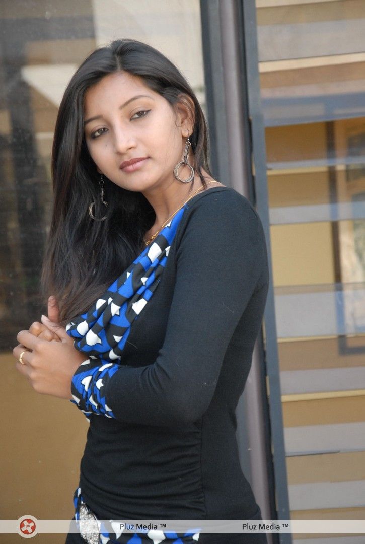 Actress Vinisha Latest Photos | Picture 397428