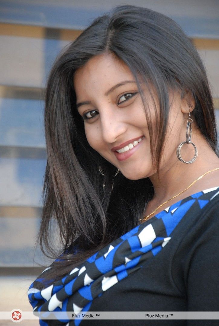 Actress Vinisha Latest Photos | Picture 397480