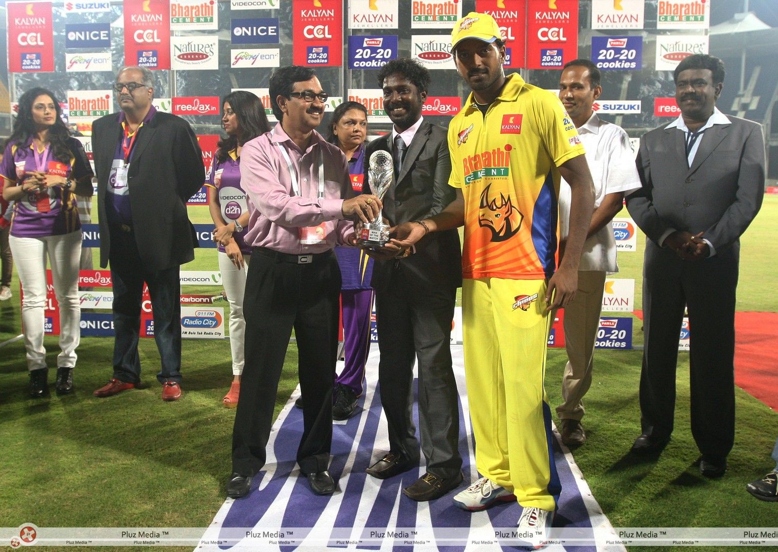 CCL3- Chennai Rhinos vs Bengal Tigers Match Photos | Picture 399284
